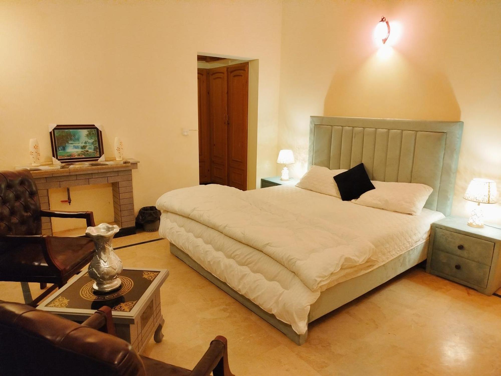 Royal Residential Hotel Исламабад Екстериор снимка